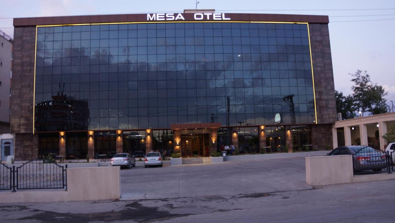 Mesa Hotel Batman Exterior foto